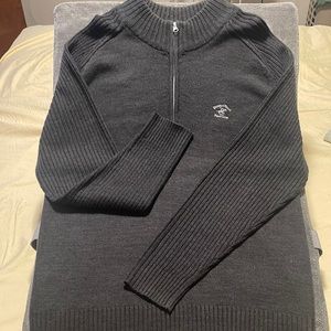 Polo pull over mid zipper sweater
